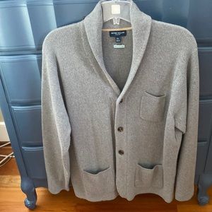 Peter Millar Collection 90%wool/10%cashmere blend grey 3 button up cardigan
